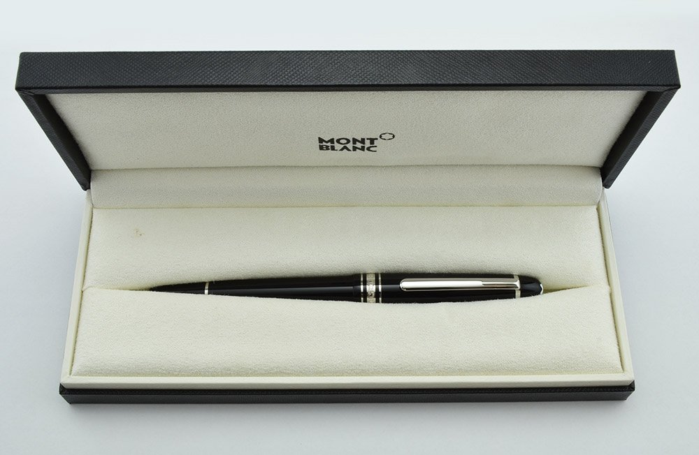 Montblanc Meisterstuck Classique 145P - Black w Platinum Trim, 14k